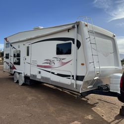 2009 Sierra 27ft Toy Hauler