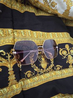 Oversized sunglasses