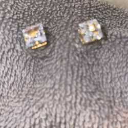 Diamond Earings 