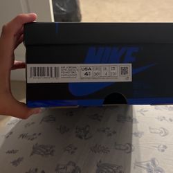 Jordan 1 Black/royal