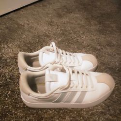 Women's Adidas Sz 9
