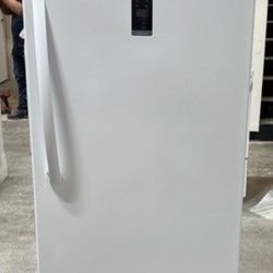 Insignia Upright Freezer Or Refrigerator NS-UZ14WH0