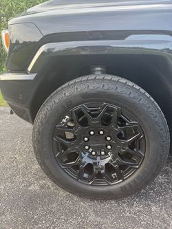 2025 GMC Hummer EV