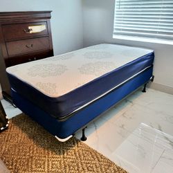 NEW Twin MATTRESS and BOX SPRING. Bed frame not included👍