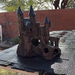 Hogwarts Fish tank Decor