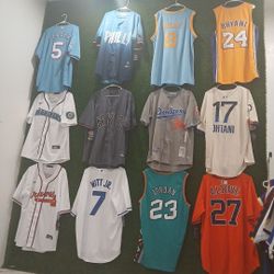 Sports Jerseys 