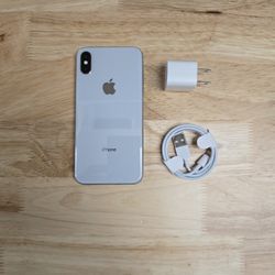 IPHONE X...64GB.  FACTORY UNLOCK ANY SIM 