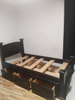 Twin bed