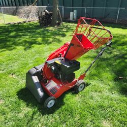 Troy-Bilt Shredder/Chipper