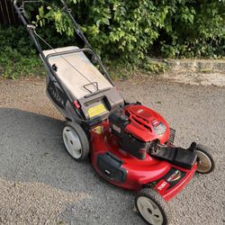 Toro Lawnmower 6.50 Hp 190cc 22” Self Propelled FWD 