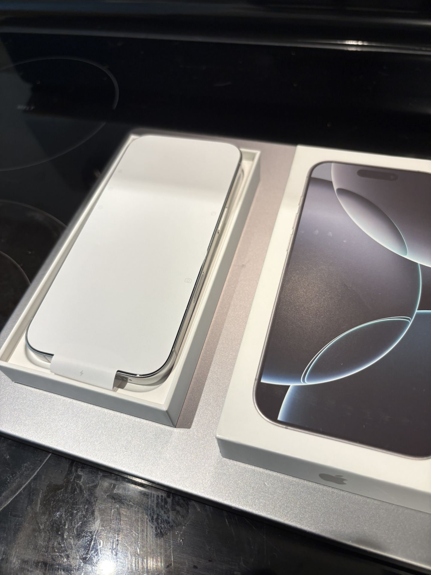 iPhone 16 Pro - Unlocked - 1TB