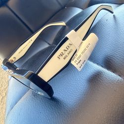 Prada  100% authentic