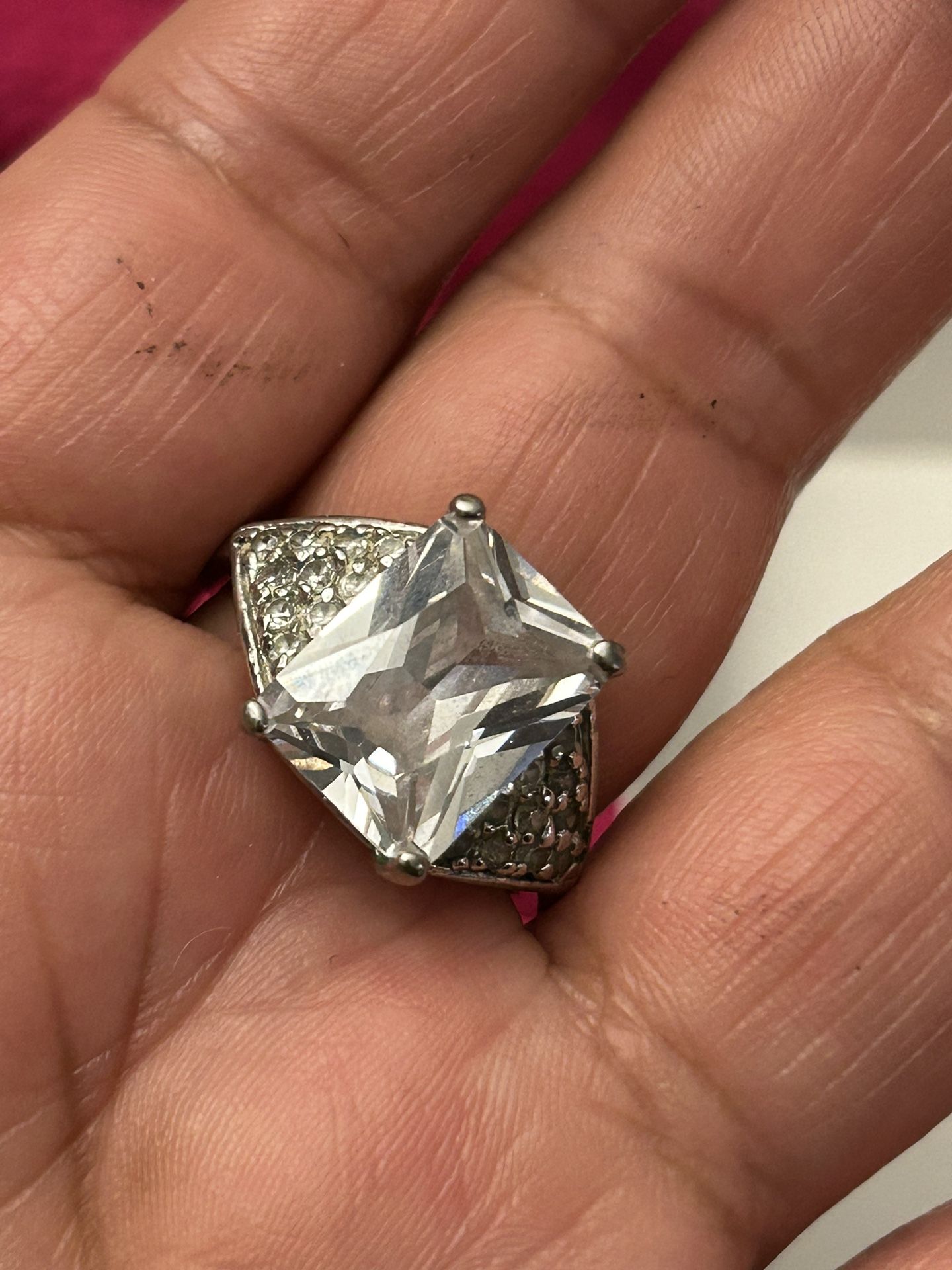 Pretty Women’s Ring