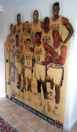 BASKETBALL DREAM TEAM 1992 LI FIBERGLASS