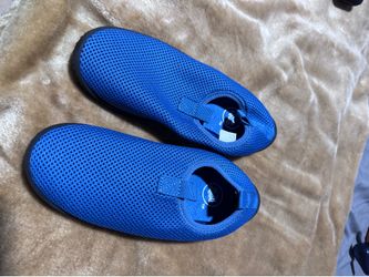 Kids water shoes