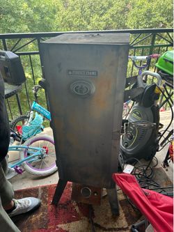 Perfect flame propane smoker