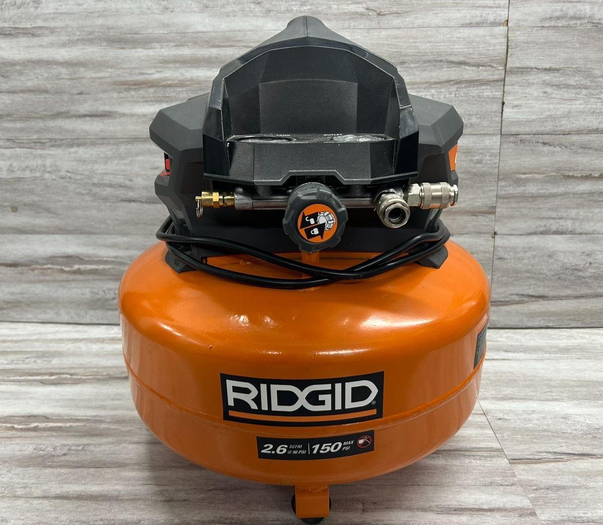Ridgid 6 Gal. Portable Electric Oil-Free Jobsite Pancake Air Compressor (PO1020942)