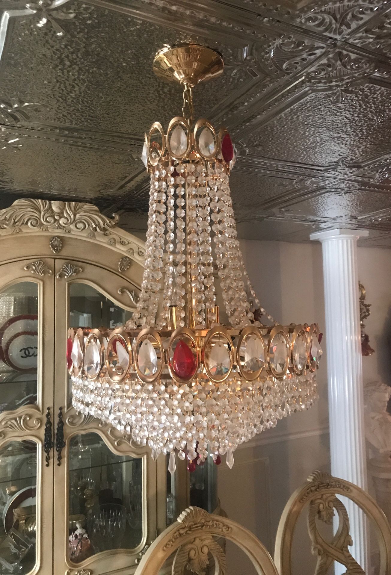 Chandelier