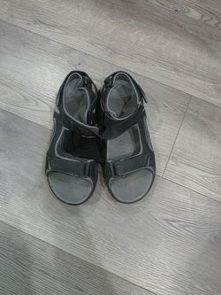 Sandals men 9