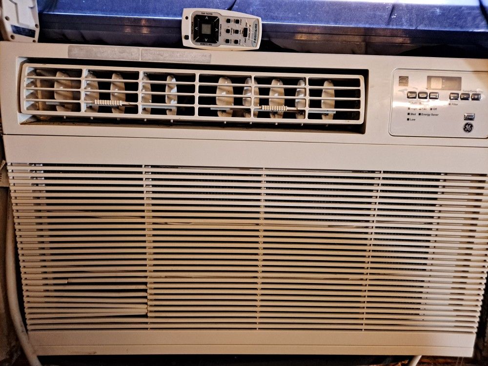 General Electric Air Conditioner 220 Volts