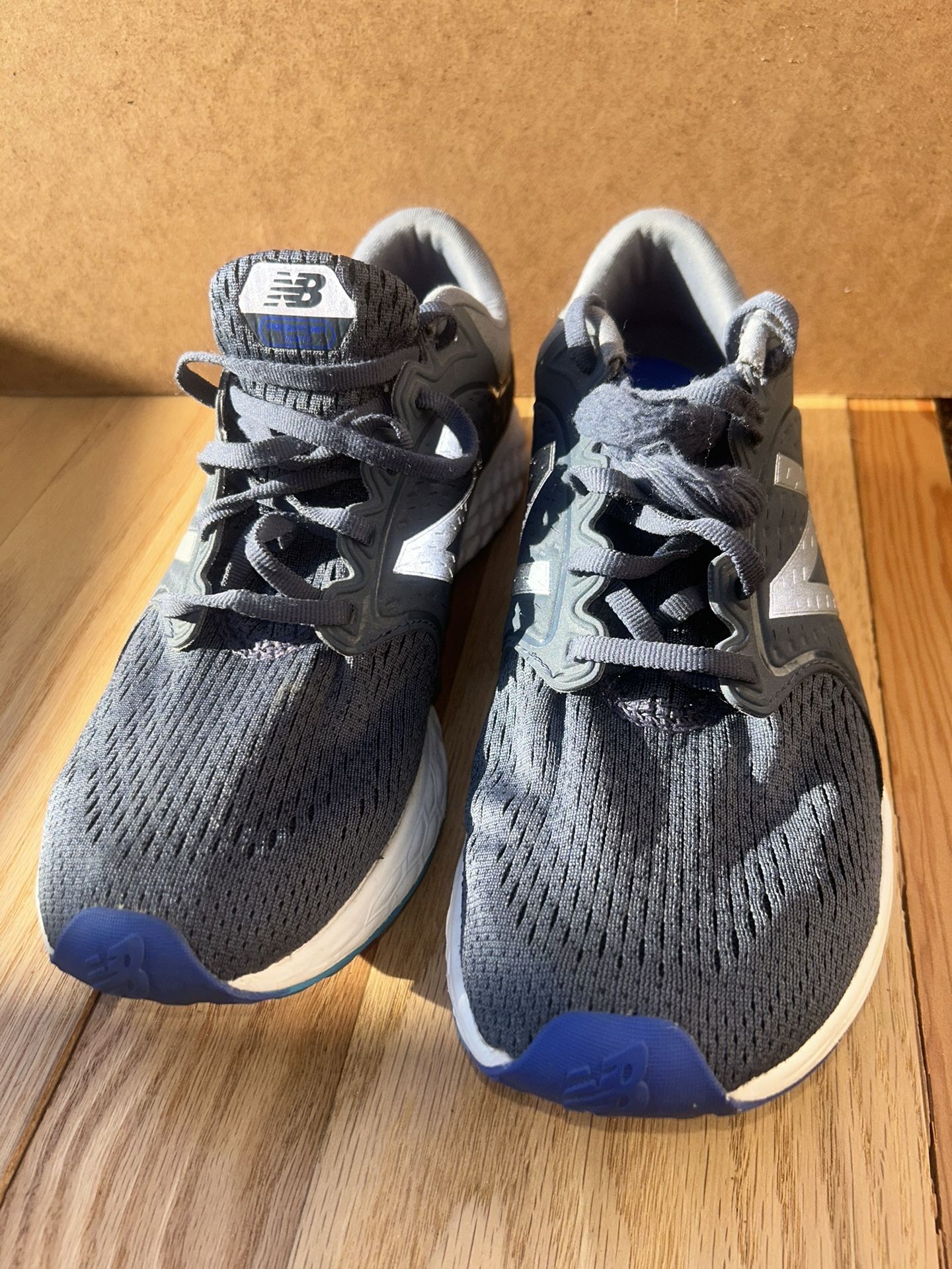 BRAND NEW WOMANS SHOE