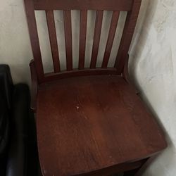 2 Wood Stools 