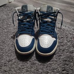 Jordan 1 Mid French Blue 
