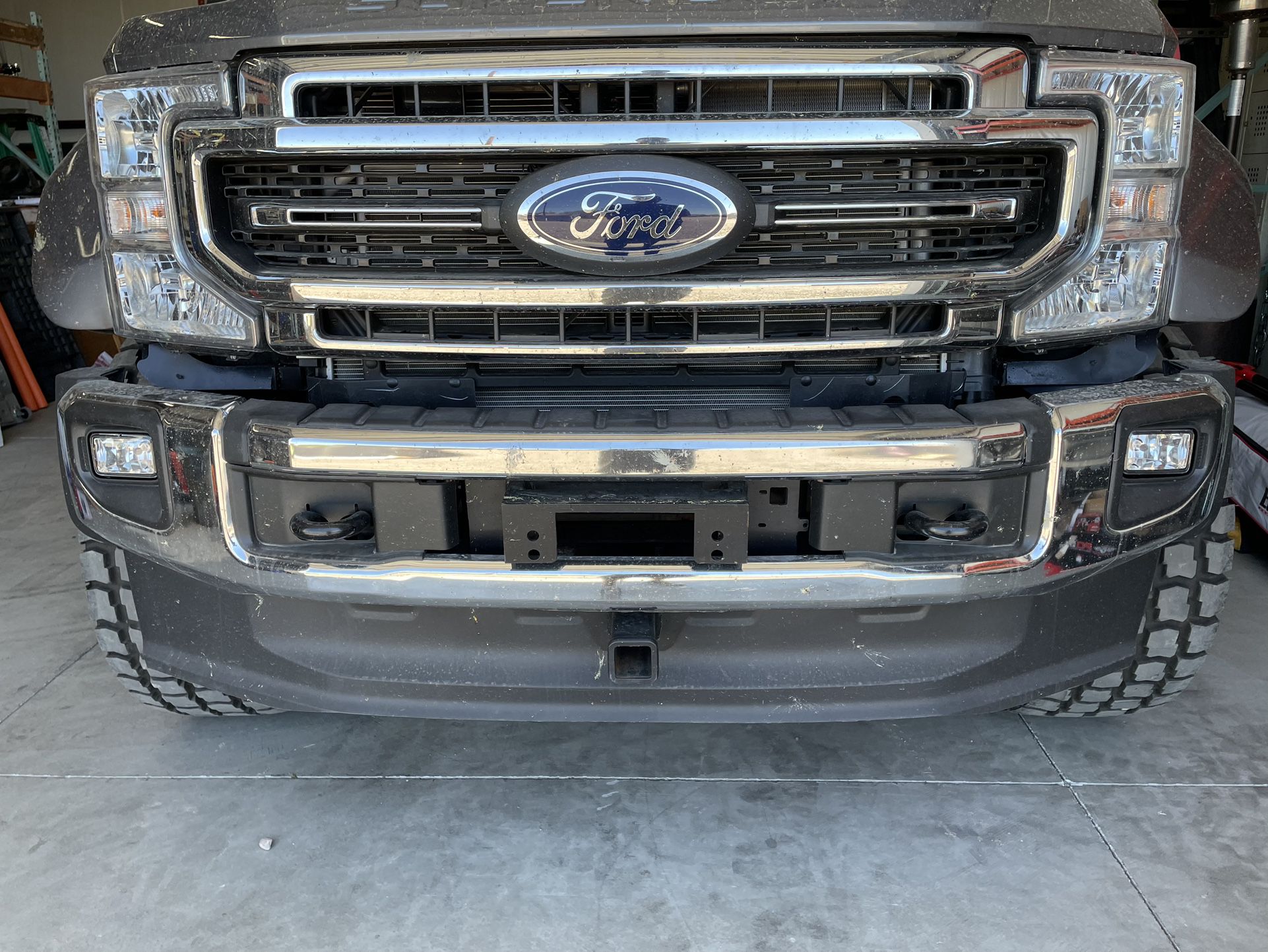 2022 Superduty Winch Mount And Bumper With receiver Hitch Built In. 