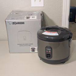 Zojirushi 5.5 Cup Rice Cooker NS-RPC10