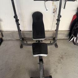 Weight Bench 