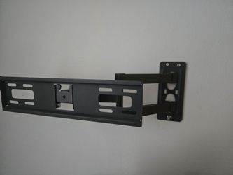 TV to hang on wall
