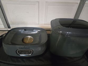 Baby Brezza bottle sterilized and dryer