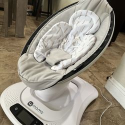 4Moms Mamaroo Baby Swing 