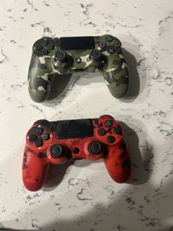 PS4 Controllers 