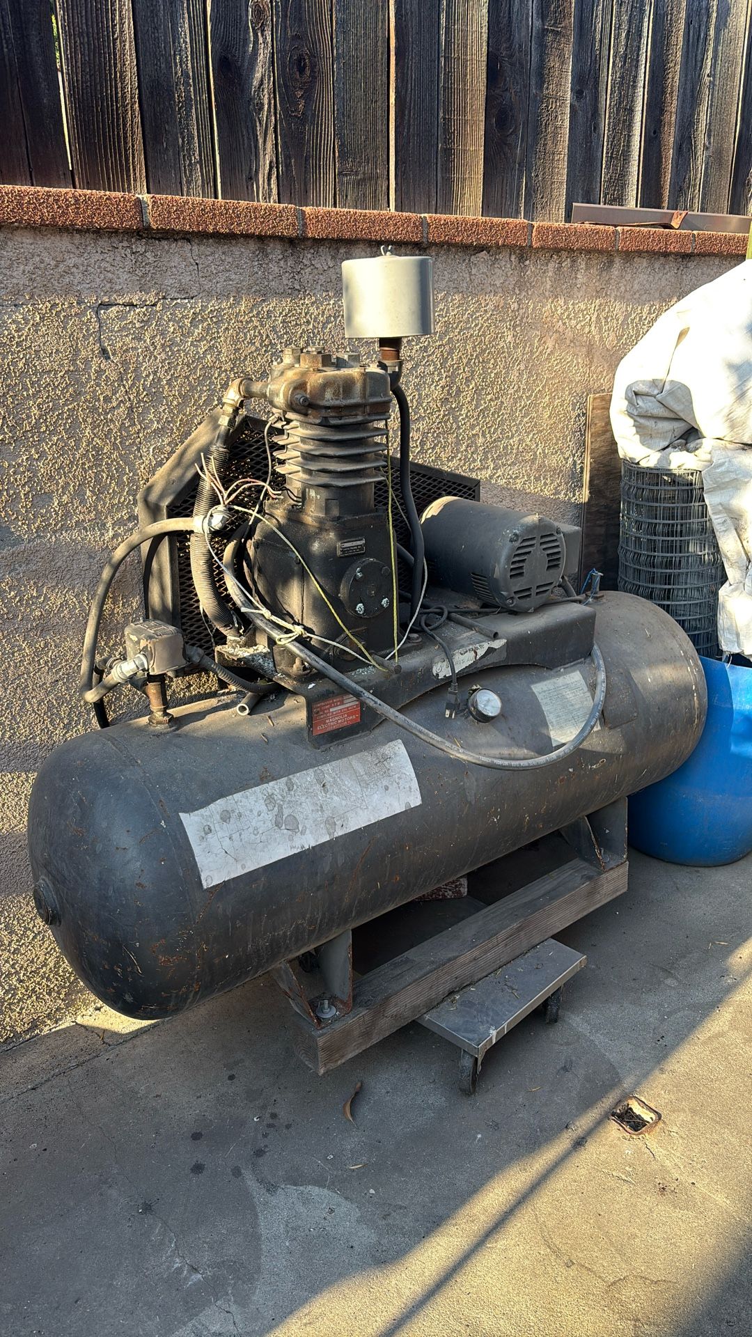 Compressor 80gal Tank