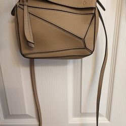 L*ewe Puzzle Mini Bag in Beige Calfskin Leather

