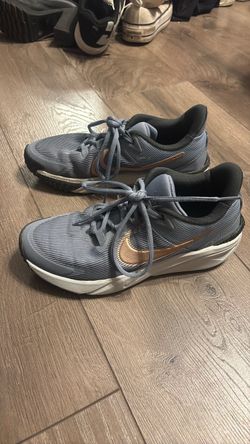 Nike star runner