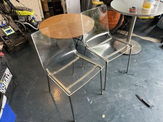 Chiaro outlet clear chair