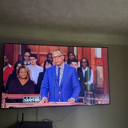 85in Tv With Mount 