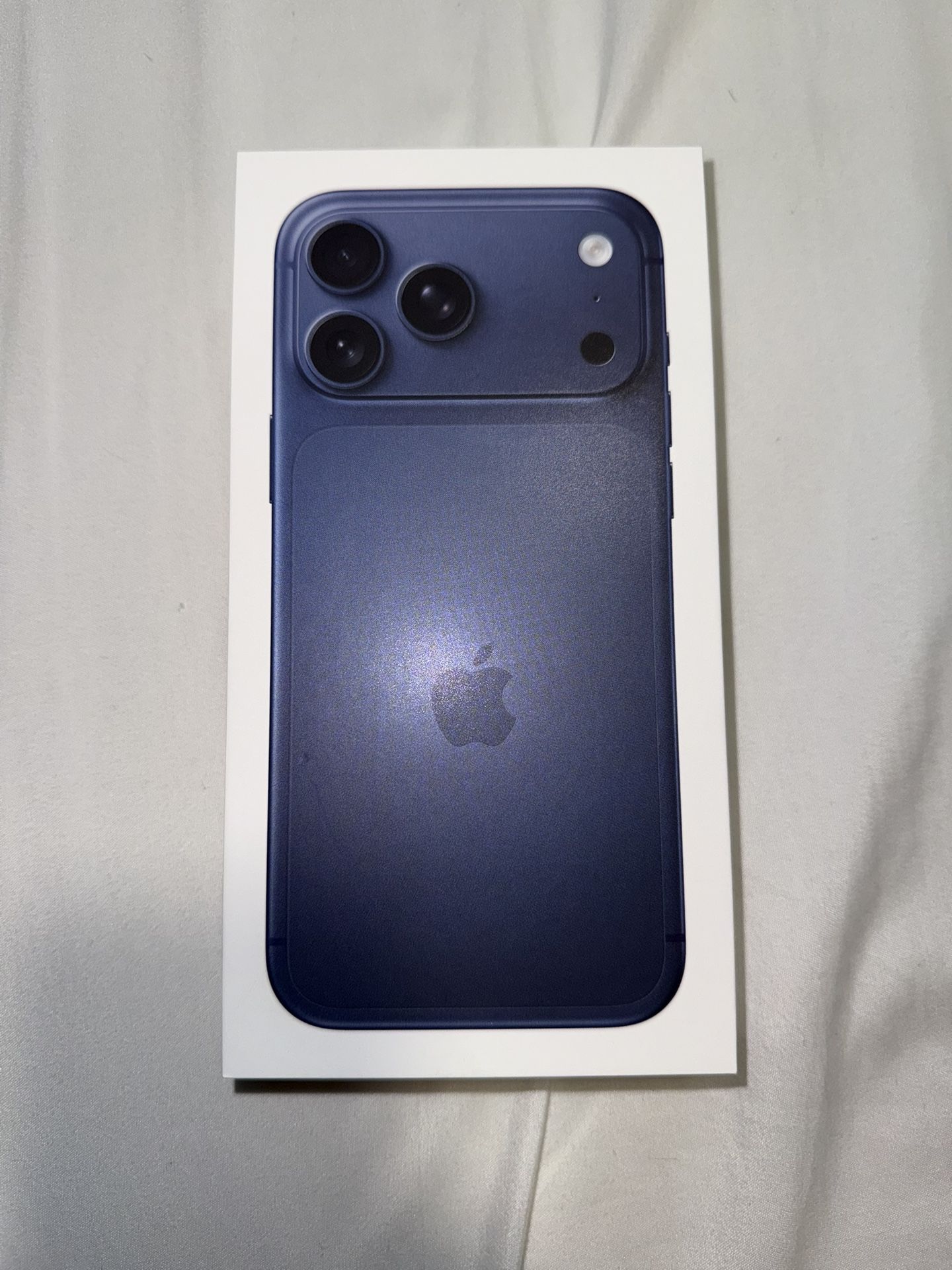 IPHONE 17 PRO MAX 256GB DEEP BLUE UNLOCKED
