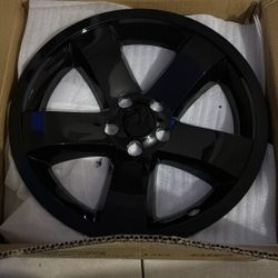 Black alloy Rim covers For Dodge Challenger 