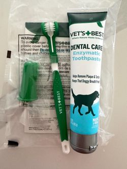 Brand New dog tooth brush kit