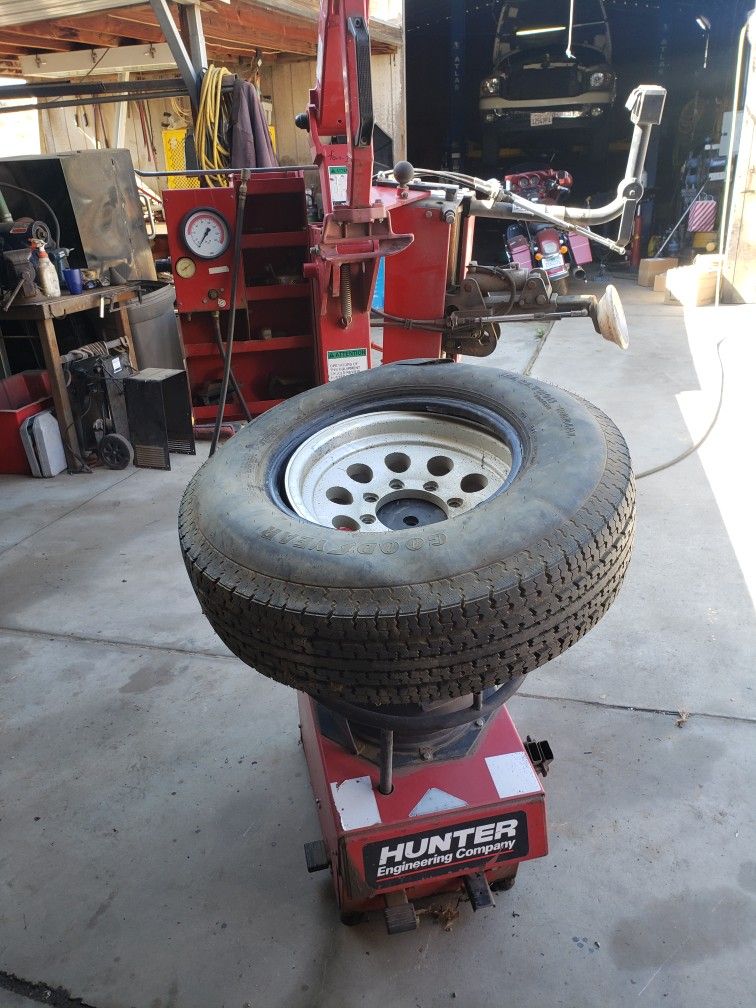 Tire Changer Hunter Model 3500 for Sale in Homeland, CA OfferUp
