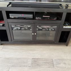 65" TV Storage Console 🌵 MUST GO🌵