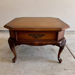 Side Table Solid Wood excellent Condition