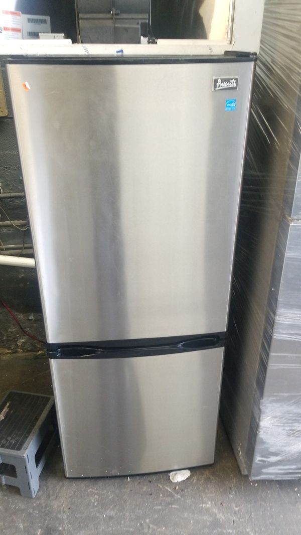 Avanti 24 Inch Refrigerator For Sale In The Bronx NY OfferUp   76057e6a6ff341b4926e5b7503b9e574 