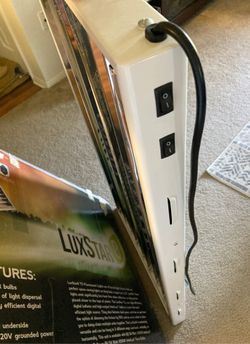 LuxStar8 T5 Fluorescent Light Fixture