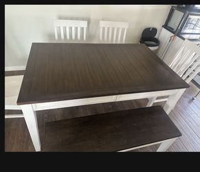 Dinning Table