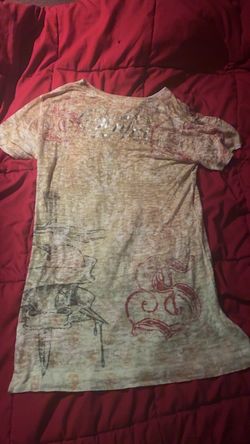 Size small brown, red