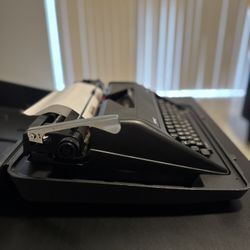 Royal Epoch Manual Typewriter - Like New $150 OBO